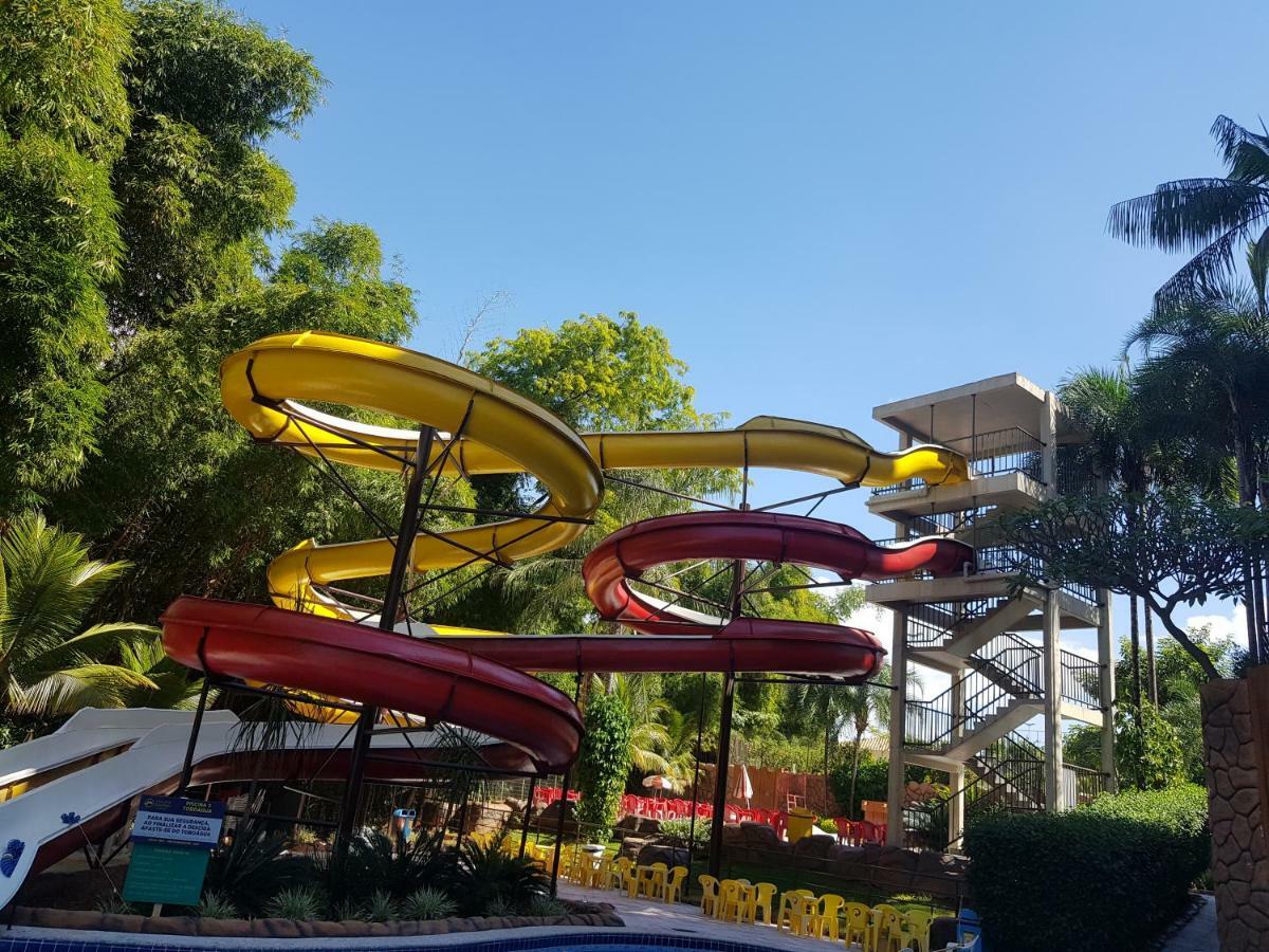 Flat Golden Dolphin Express * Caldas Novas